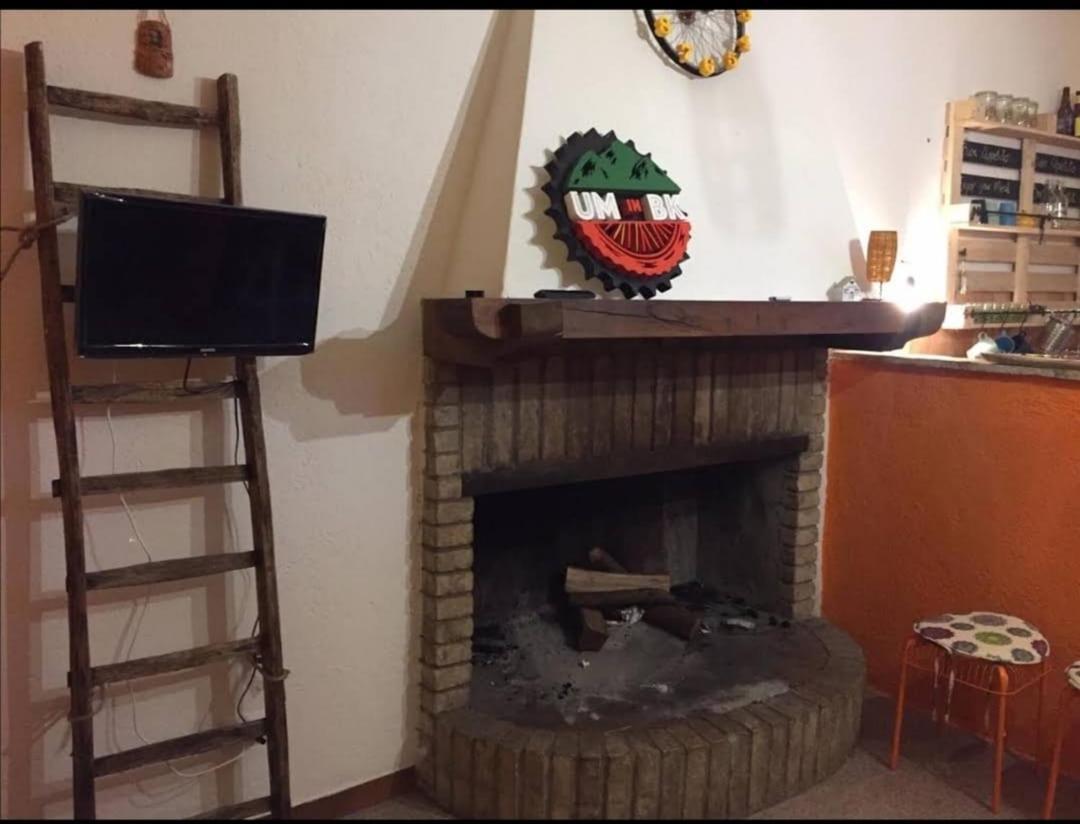 Umbria In Bike B&B 福利尼奥 外观 照片